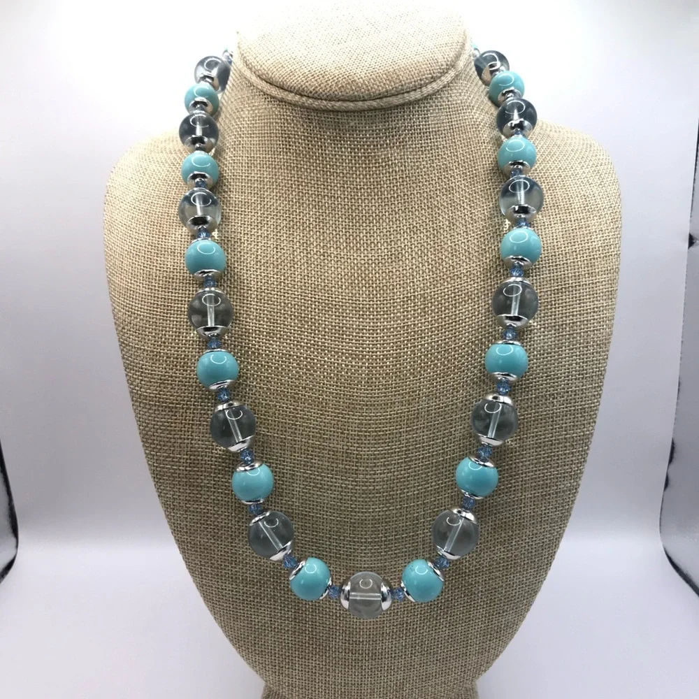 Clear and Faux Turquoise Chunky Acrylic Beaded Necklace - Picture 2 of 7